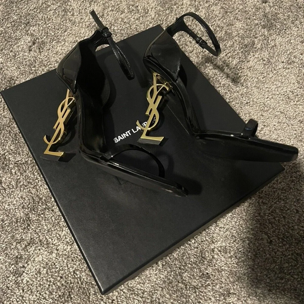 YVES SAINT LAURENT BLACK OPYUM 110 HEEL ANKLE STRAP IN PATENT LEATHER - Picture 1 of 16